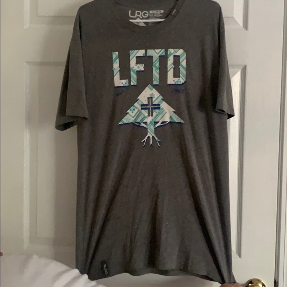 LRG t shirt